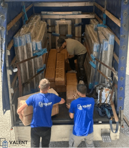 VALENT packaging technique — windows prepared for transport
