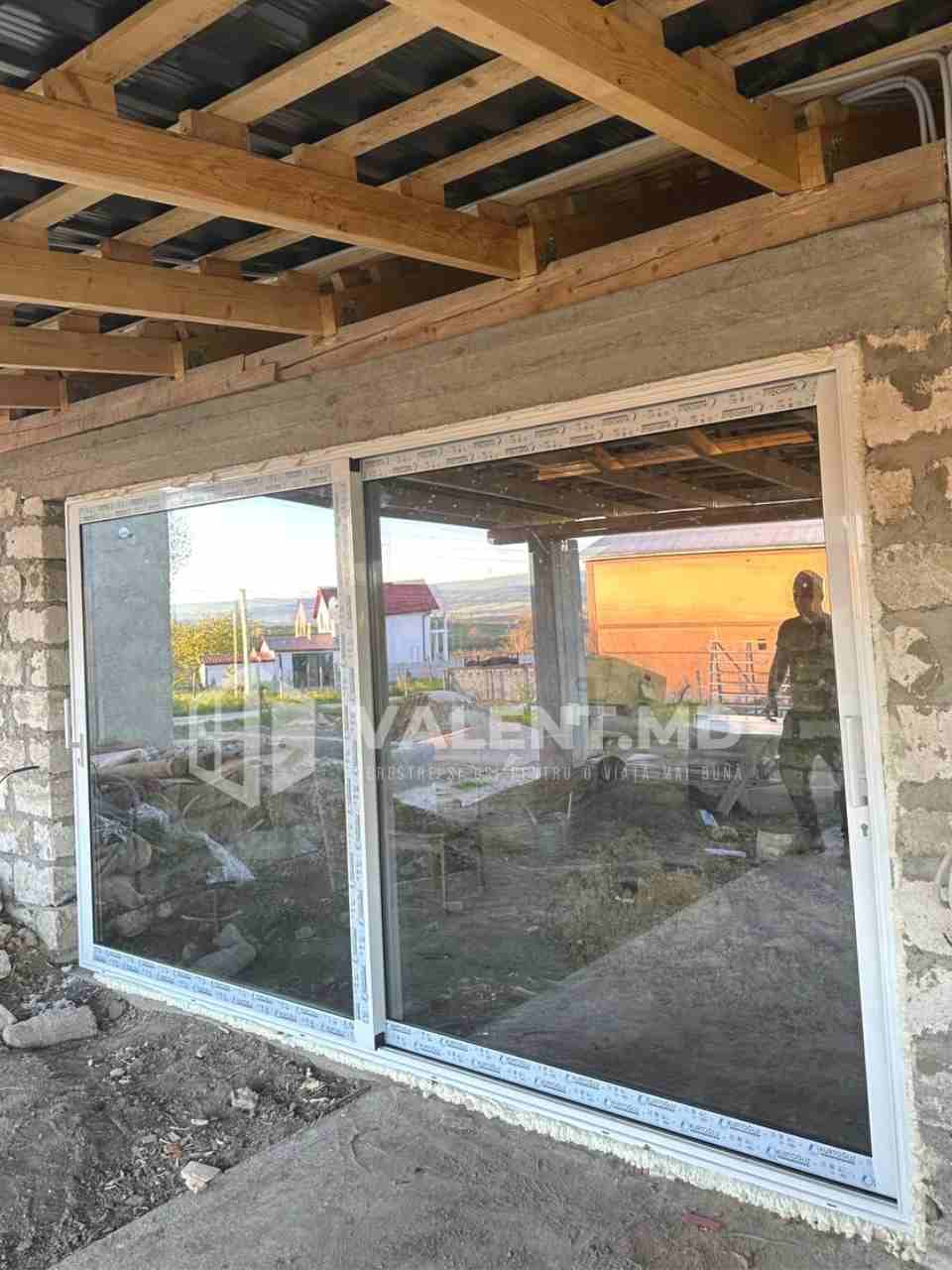 Sliding door project 17