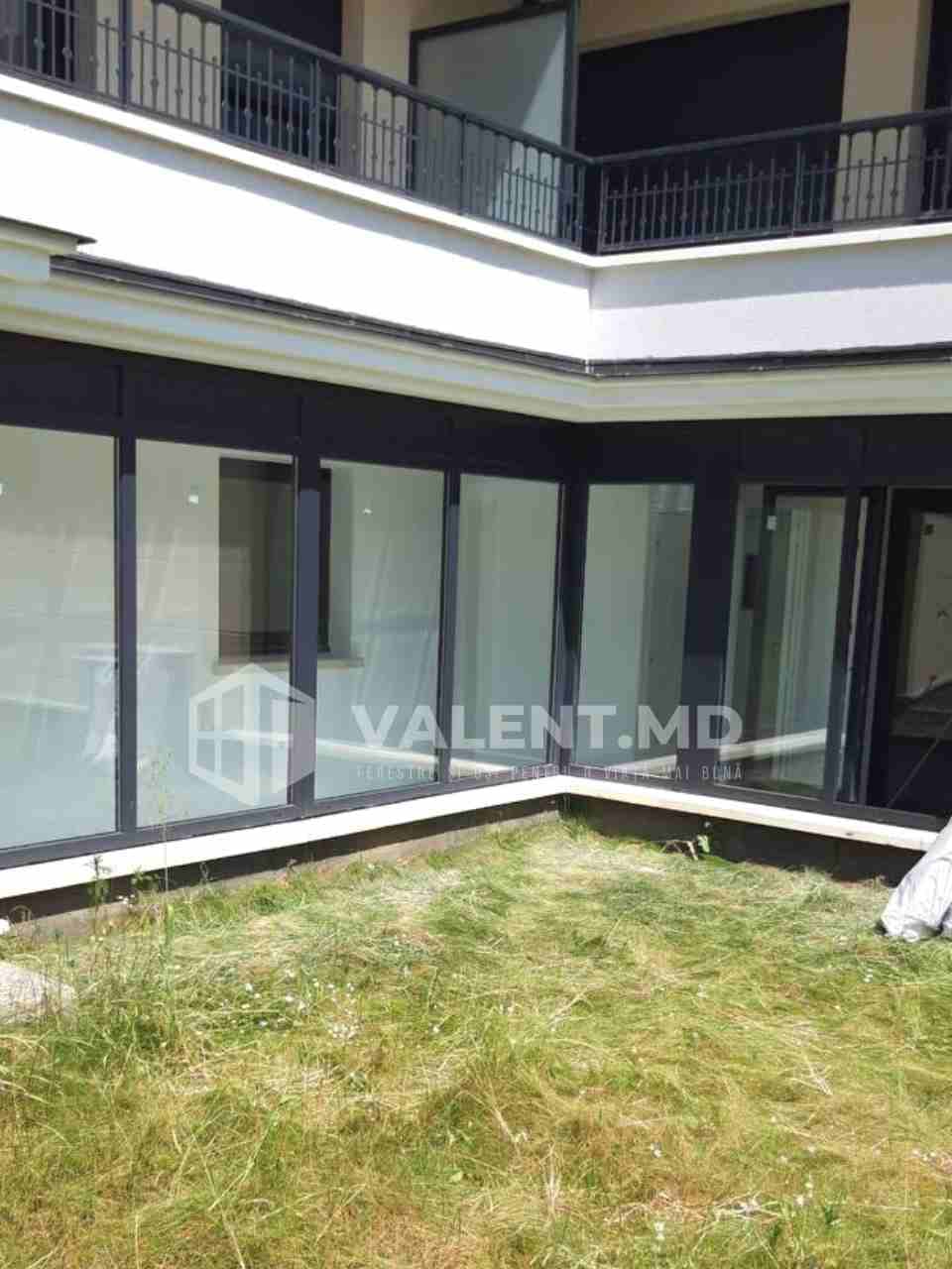Sliding door project 18